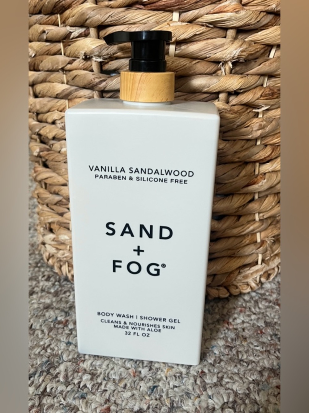 Sand & Fog Vanilla Sandalwood Body Wash / Shower Gel ~ 32 Oz